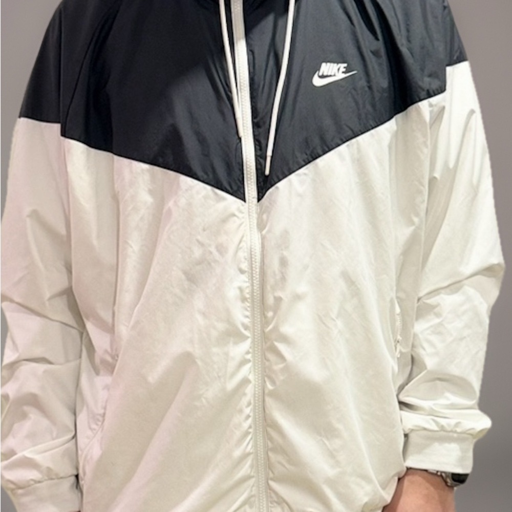 Nike Men's Two-Tone Windbreaker Jacket